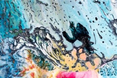 文句ばかり言う人の心理と身の守り方